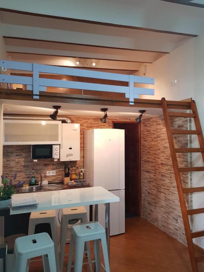 Magnifico Apartamento Tipo Duplex En Triana Seville Exterior photo