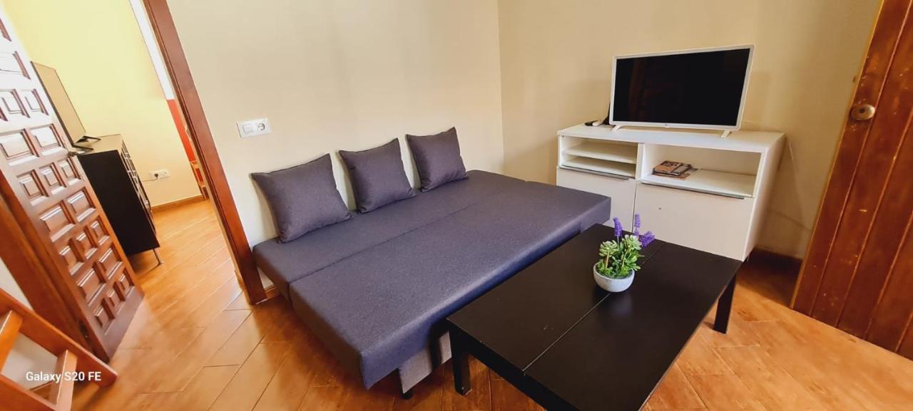 Magnifico Apartamento Tipo Duplex En Triana Seville Exterior photo